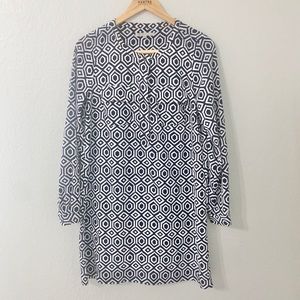 Gap | Black and White Two Pocket Shift Dress